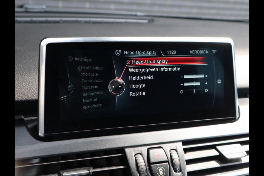 BMW 2 Serie Active Tourer 218i High Executive | Head Up | Sportleder |