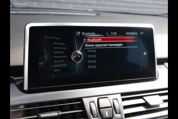 BMW 2 Serie Active Tourer 218i High Executive | Head Up | Sportleder |