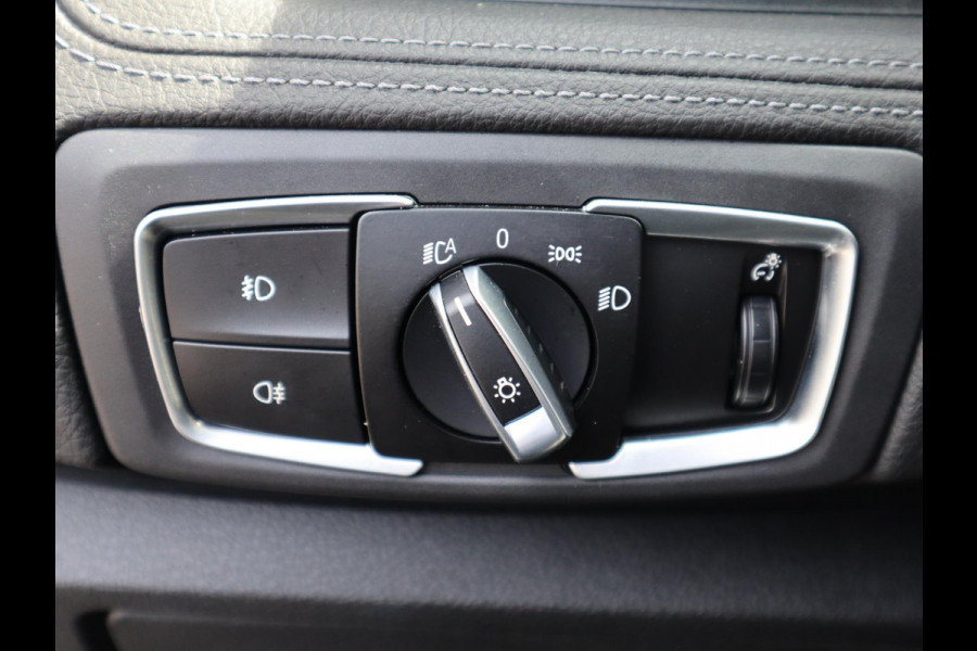 BMW 2 Serie Active Tourer 218i High Executive | Head Up | Sportleder |