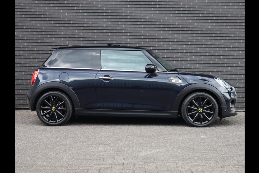 MINI 1.5 Cooper 60 Years Edition Harman/Kardon | Head Up | Panoramadak |