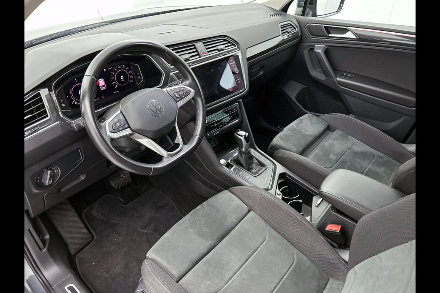 Volkswagen Tiguan 1.4 TSI eHybrid Business+ AD-CRUISE TREKHAAK FULL-LED