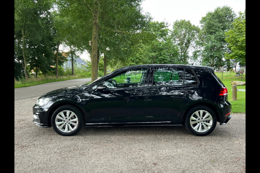 Volkswagen Golf 2.0 TDI Highline Business R | DSG | VIRTUAL | ACC|