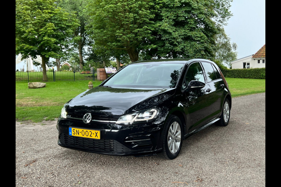 Volkswagen Golf 2.0 TDI Highline Business R | DSG | VIRTUAL | ACC|