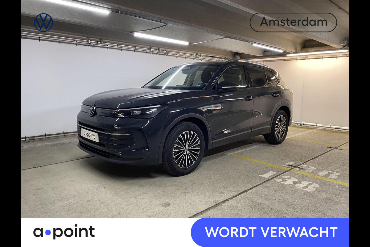 Volkswagen Tiguan 1.5 eTSI Life Edition 130 pk Automaat (DSG) | Navigatie | Elektr. trekhaak | Parkeersensoren (Park assist) | Achteruitrijcamera | Stoelverwarming | Volkswagen Tiguan 1.5 eTSI Life Edition 130 pk Automaat (DSG) | Navigatie | Elektr. trekhaak | Parkeersensoren (Park assist) | Achteruitrijcamera | Stoelverwarming |