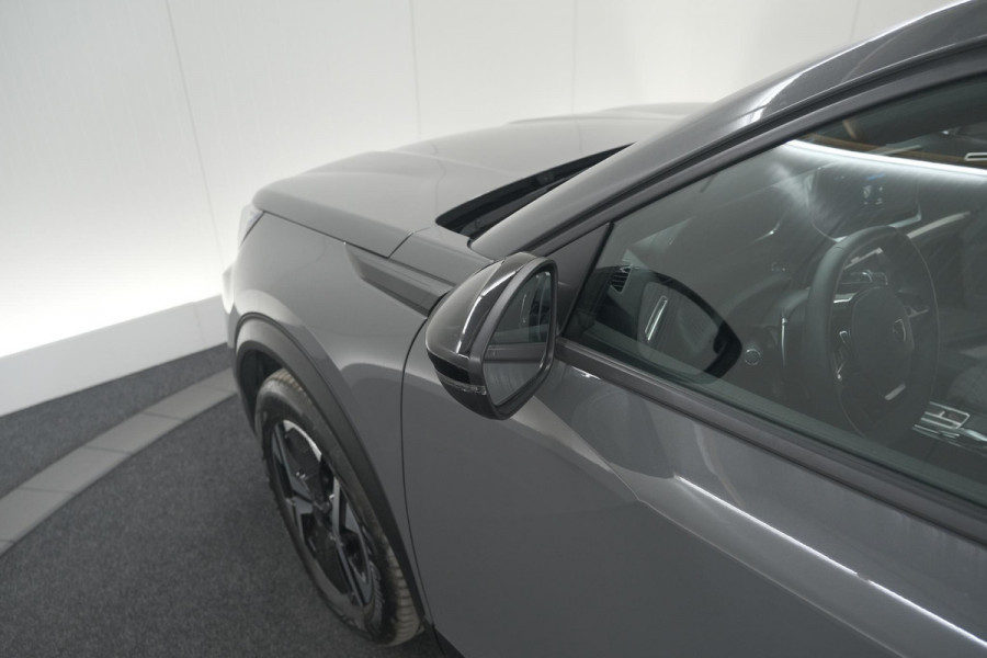 Peugeot 2008 Hybrid 136 e-DCS6 Allure | 360 Camera | Adaptieve Cruise Control | Dodehoekdetectie | Navigatie