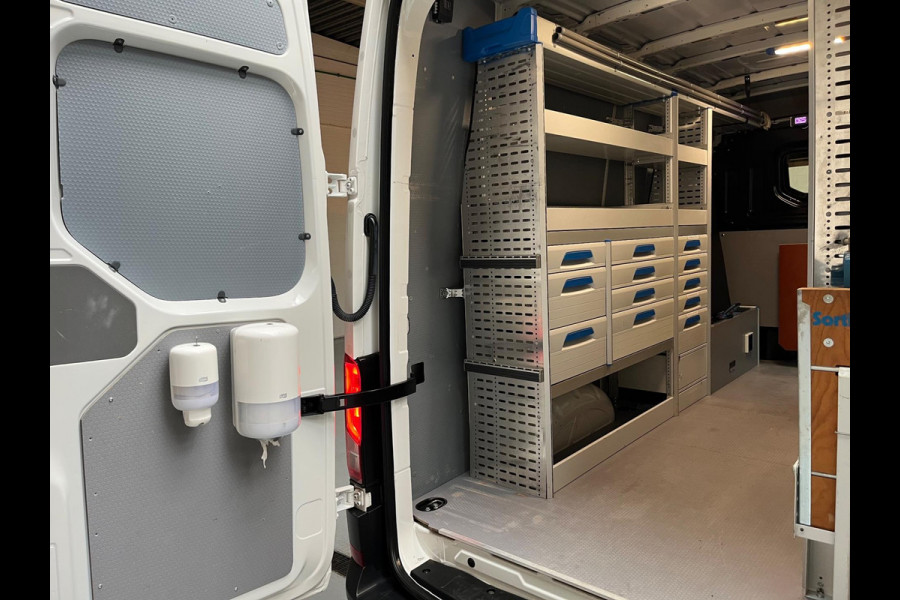 Volkswagen Crafter Werkplaats 35 2.0 TDI 140pk euro6 L3H3 Highline Servicewagen Sortimo Standkachel v230 Trekhaak RIJKLAARPRIJS!