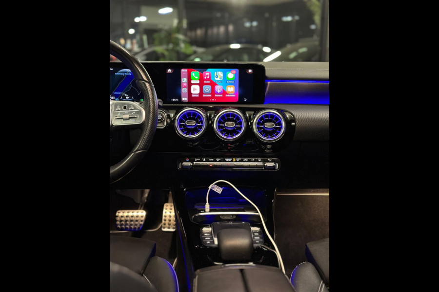 Mercedes-Benz A-Klasse 250e Limousine |AMG|PANO|SFEER|BOMVOL Mercedes-Benz A-Klasse 250e Limousine |AMG|PANO|SFEER|BOMVOL