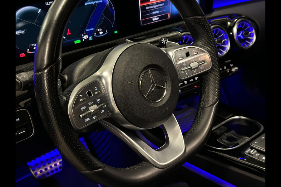 Mercedes-Benz A-Klasse 250e Limousine |AMG|PANO|SFEER|BOMVOL Mercedes-Benz A-Klasse 250e Limousine |AMG|PANO|SFEER|BOMVOL