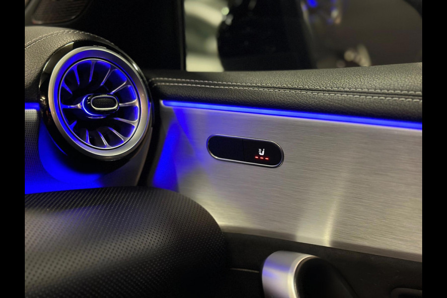 Mercedes-Benz A-Klasse 250e Limousine |AMG|PANO|SFEER|BOMVOL Mercedes-Benz A-Klasse 250e Limousine |AMG|PANO|SFEER|BOMVOL