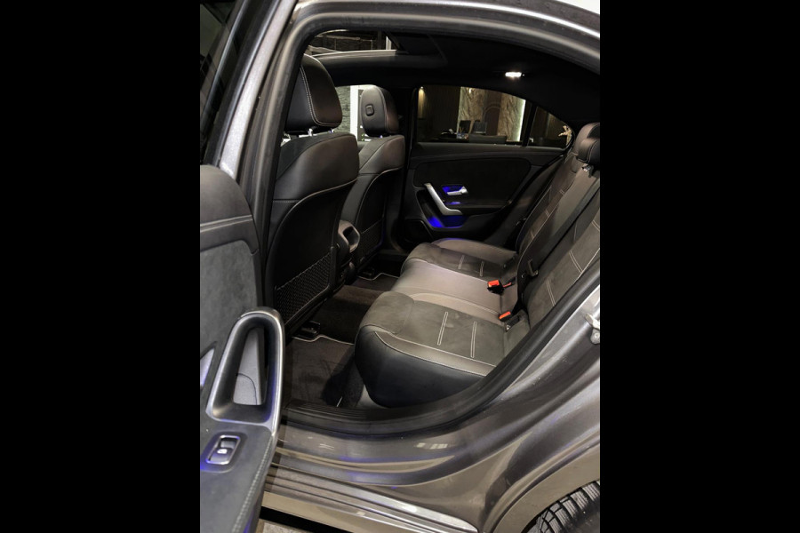Mercedes-Benz A-Klasse 250e Limousine |AMG|PANO|SFEER|BOMVOL Mercedes-Benz A-Klasse 250e Limousine |AMG|PANO|SFEER|BOMVOL