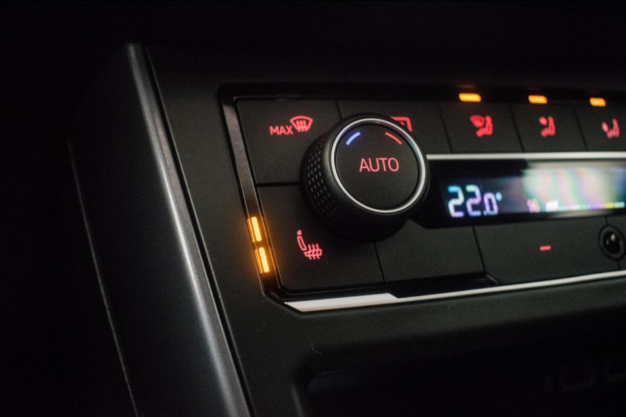 Volkswagen Polo 1.0 TSI 3X R LINE FULL OPTION!!! ORG NL [ Pano Virtual Beats Velours Keyless Stoelverwarming Camera Full LED ]
