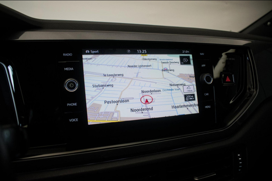 Volkswagen Polo 1.0 TSI 3X R LINE FULL OPTION!!! ORG NL [ Pano Virtual Beats Velours Keyless Stoelverwarming Camera Full LED ]