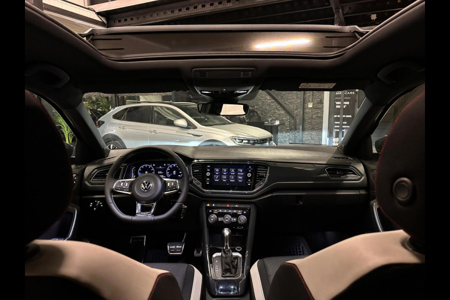 Volkswagen T-Roc 1.5 TSI R-Line|PANO|FULL OPTION!