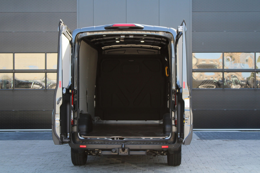 Ford Transit 350 2.0 TDCI L3H2 Limited 165pk - Adaptive Cruise control - Blind Spot - Raptor Grill - 18 inch velgen - 360 Camera - Rijklaar