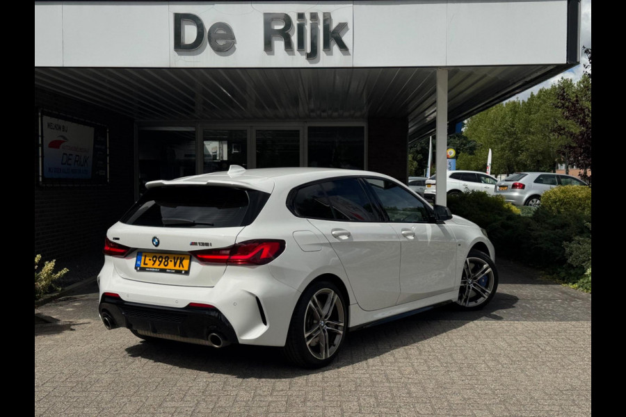 BMW 1-serie M135i xDrive High Executive 306 PK | Alcantara, 18'' M-Velgen, Navi, PDC, Cruise, M-Sport |