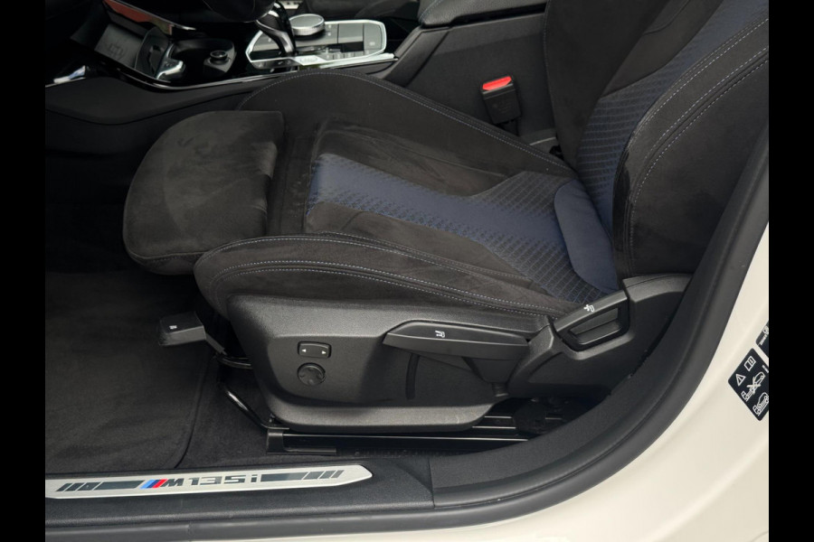 BMW 1-serie M135i xDrive High Executive 306 PK | Alcantara, 18'' M-Velgen, Navi, PDC, Cruise, M-Sport |
