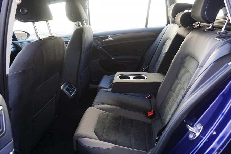 Volkswagen GOLF Variant 1.5 TSI Comf.line Business/Massage stoelen/ Navigatie/Rijklaarprijs
