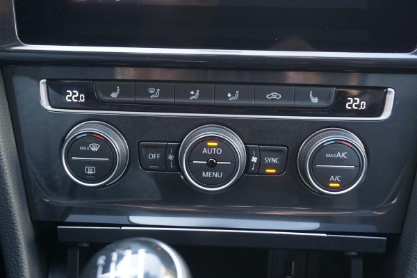 Volkswagen GOLF Variant 1.5 TSI Comf.line Business/Massage stoelen/ Navigatie/Rijklaarprijs