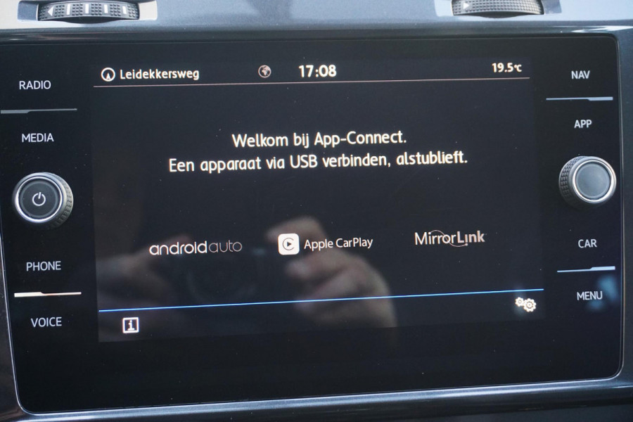 Volkswagen GOLF Variant 1.5 TSI Comf.line Business/Massage stoelen/ Navigatie/Rijklaarprijs
