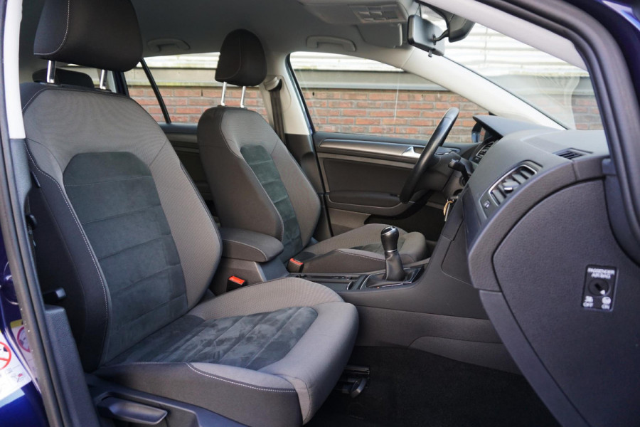 Volkswagen GOLF Variant 1.5 TSI Comf.line Business/Massage stoelen/ Navigatie/Rijklaarprijs
