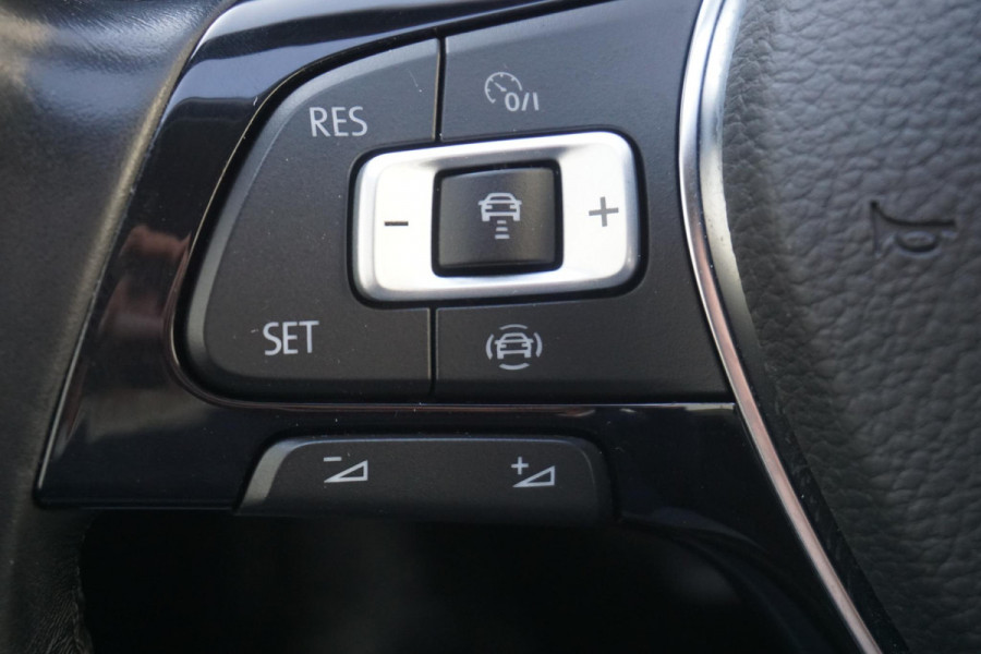 Volkswagen GOLF Variant 1.5 TSI Comf.line Business/Massage stoelen/ Navigatie/Rijklaarprijs