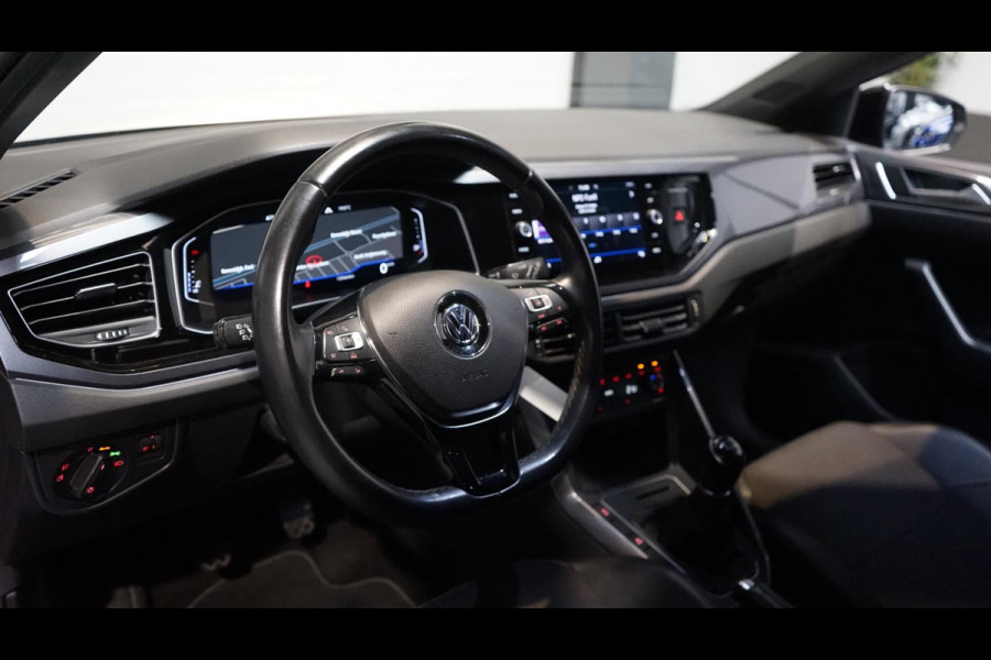 Volkswagen Polo 1.0 TSI R-Line ACC-CARPLAY-CLIMA-CRUISE-MODE-NAVIGATIE-VIRTUEEL-STOELVERWARMING-TREKHAAK