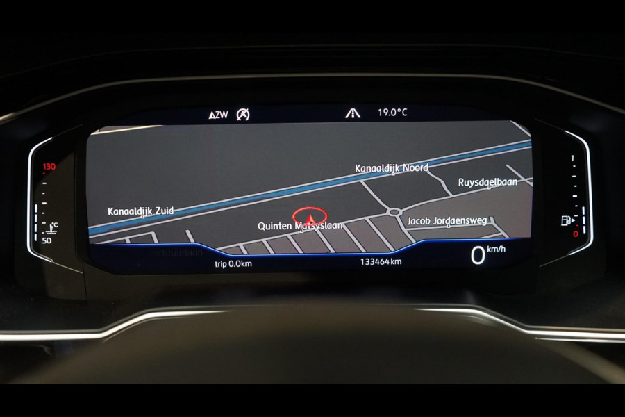Volkswagen Polo 1.0 TSI R-Line ACC-CARPLAY-CLIMA-CRUISE-MODE-NAVIGATIE-VIRTUEEL-STOELVERWARMING-TREKHAAK