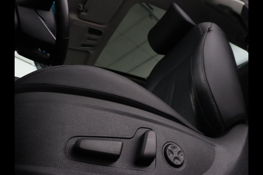 Kia Optima 2.0 GDI PHEV ExecutiveLine | Panoramadak | Stoelventilatie | Leder | Adaptive cruise | 360 Camera | Harman/Kardon | Carplay | Stoel & stuurverwarming | Keyless | Navigatie