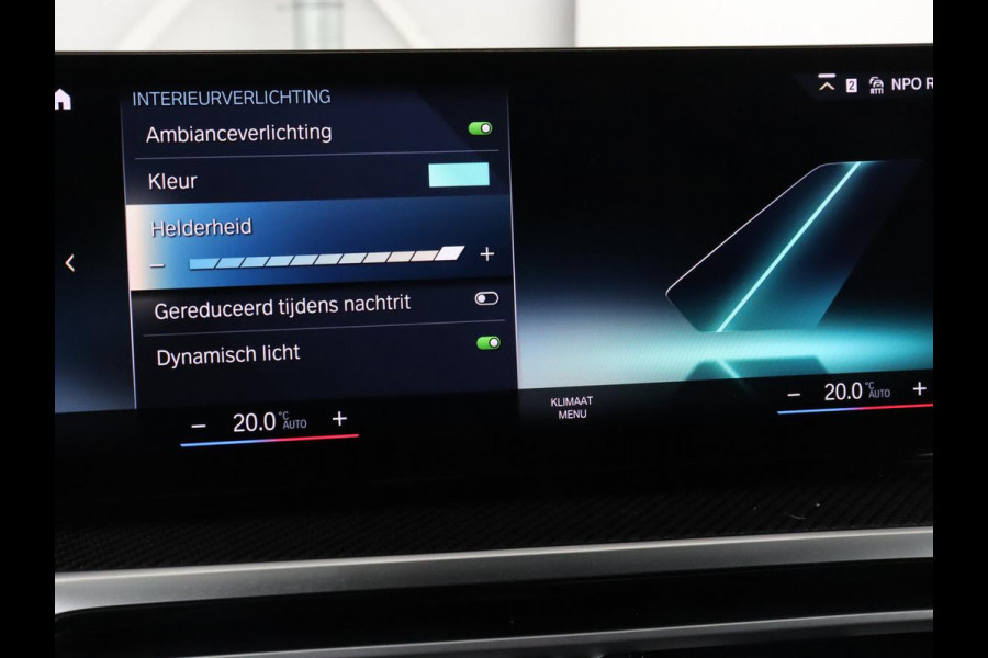 BMW 3-serie 320e M Sport | Head-Up | Adaptive cruise | Trekhaak | Leder | Stoelverwarming | Camera | Keyless | Adaptief LED | Carplay | Sfeerverlichting | Navigatie