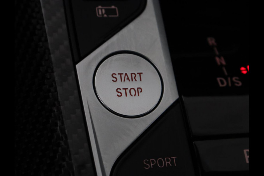 BMW 3-serie 320e M Sport | Head-Up | Adaptive cruise | Trekhaak | Leder | Stoelverwarming | Camera | Keyless | Adaptief LED | Carplay | Sfeerverlichting | Navigatie
