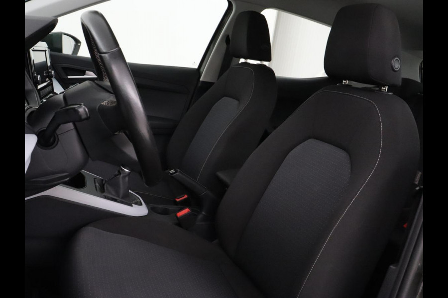 Seat Arona 1.0 TSI Style | Carplay | Full LED | Climate control | Parkeerhulp | Cruise control | Bluetooth | DAB