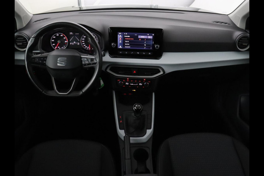 Seat Arona 1.0 TSI Style | Carplay | Full LED | Climate control | Parkeerhulp | Cruise control | Bluetooth | DAB
