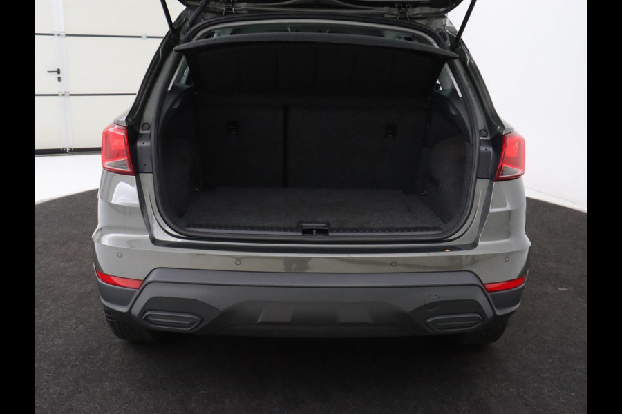 Seat Arona 1.0 TSI Style | Carplay | Full LED | Climate control | Parkeerhulp | Cruise control | Bluetooth | DAB