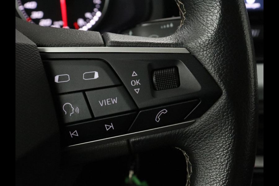 Seat Arona 1.0 TSI Style | Carplay | Full LED | Climate control | Parkeerhulp | Cruise control | Bluetooth | DAB