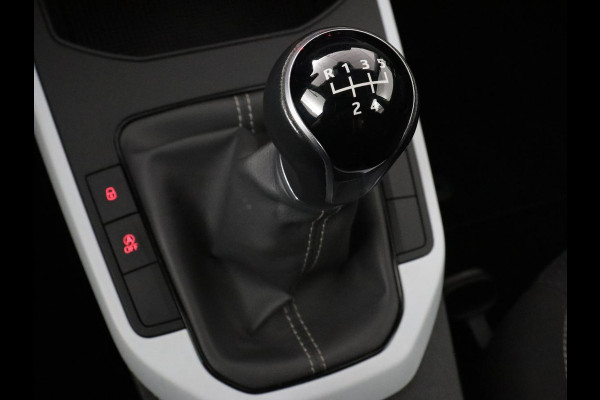 Seat Arona 1.0 TSI Style | Carplay | Full LED | Climate control | Parkeerhulp | Cruise control | Bluetooth | DAB