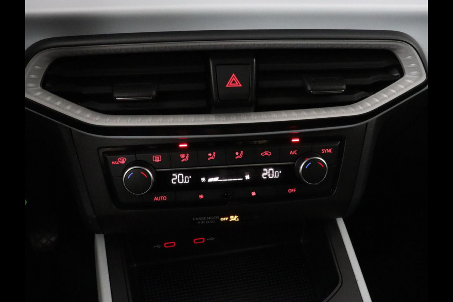 Seat Arona 1.0 TSI Style | Carplay | Full LED | Climate control | Parkeerhulp | Cruise control | Bluetooth | DAB