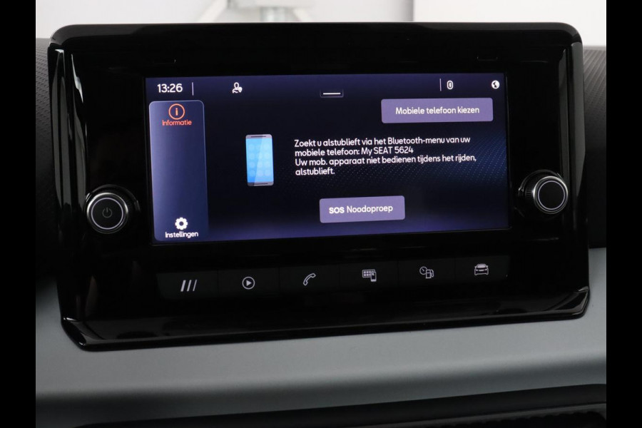Seat Arona 1.0 TSI Style | Carplay | Full LED | Climate control | Parkeerhulp | Cruise control | Bluetooth | DAB