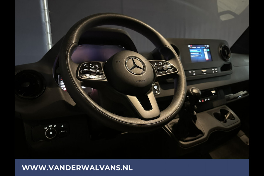 Mercedes-Benz Sprinter 317 CDI 170pk L3H2 Euro6 Airco | Camera | Apple Carplay | Android Auto Cruisecontrol, Parkeersensoren, Stoelverwarming, Bijrijdersbank, MBUX