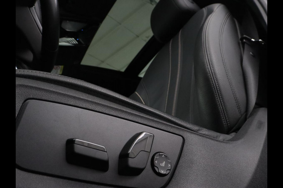BMW 5 Serie 530e High Executive | Panoramadak | Head-Up | Adaptive cruise | Trekhaak | Bowers & Wilkins | Leder | Stoelverwarming | 360 Camera | Carplay | Keyless | Navigatie