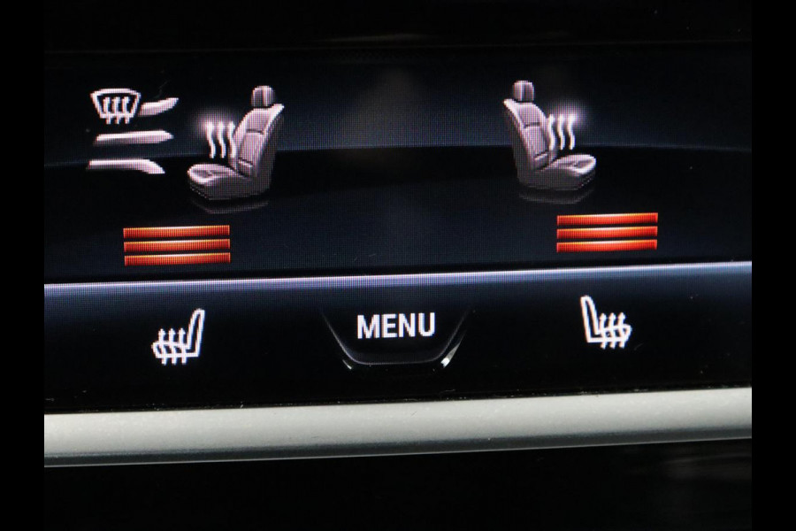 BMW 5 Serie 530e High Executive | Panoramadak | Head-Up | Adaptive cruise | Trekhaak | Bowers & Wilkins | Leder | Stoelverwarming | 360 Camera | Carplay | Keyless | Navigatie