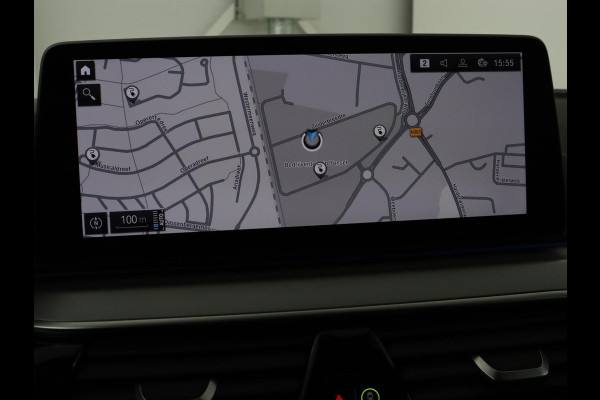 BMW 5 Serie 530e High Executive | Panoramadak | Head-Up | Adaptive cruise | Trekhaak | Bowers & Wilkins | Leder | Stoelverwarming | 360 Camera | Carplay | Keyless | Navigatie