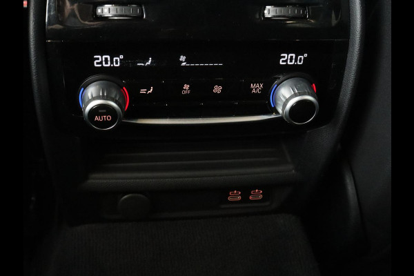 BMW 5 Serie 530e High Executive | Panoramadak | Head-Up | Adaptive cruise | Trekhaak | Bowers & Wilkins | Leder | Stoelverwarming | 360 Camera | Carplay | Keyless | Navigatie