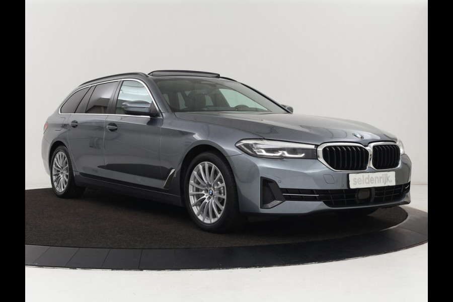 BMW 5 Serie 530e High Executive | Panoramadak | Head-Up | Adaptive cruise | Trekhaak | Bowers & Wilkins | Leder | Stoelverwarming | 360 Camera | Carplay | Keyless | Navigatie