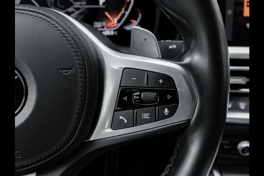 BMW 3-serie 320i M-Sport - Stoelverwarming - LED - 19 inch