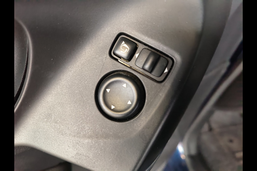 Renault Kadjar 1.5 dCi Intens + Trekhaak Rijklaar + 12 maanden Bovag-garantie Henk Jongen Auto's in Helmond,  al 50 jaar service zoals 't hoort!