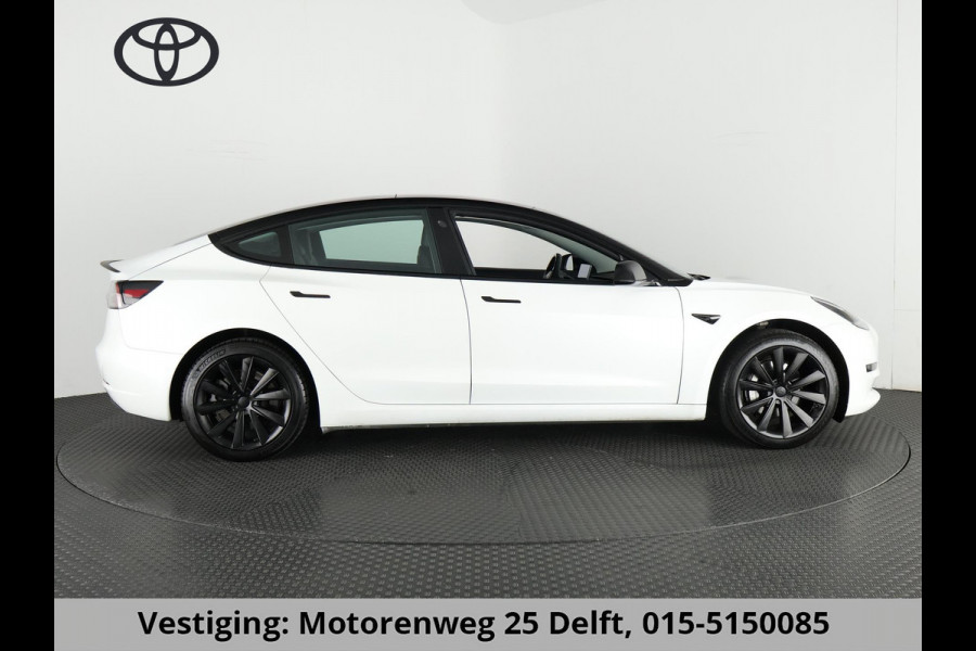 Tesla Model 3 BLACK BI-TONE PANO STD SOD ACCU 88% RWD   60 kWH LEDER.NAVI.CAMERA.AUTOPILOT, STOELVERWARMING EN NOG VEEL MEER!