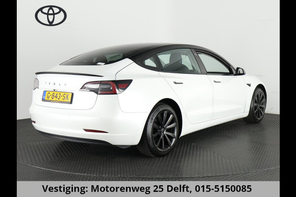 Tesla Model 3 BLACK BI-TONE PANO STD SOD ACCU 88% RWD   60 kWH LEDER.NAVI.CAMERA.AUTOPILOT, STOELVERWARMING EN NOG VEEL MEER!