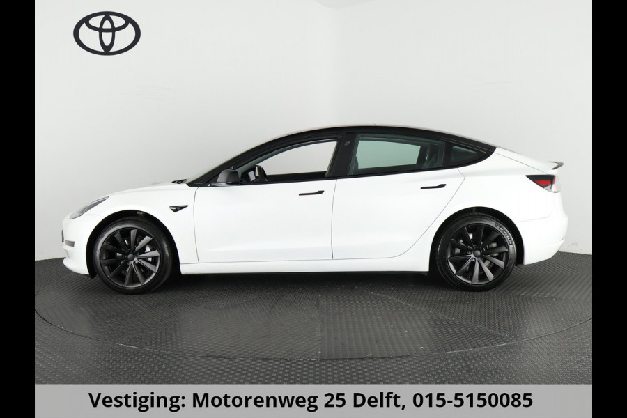 Tesla Model 3 BLACK BI-TONE PANO STD SOD ACCU 88% RWD   60 kWH LEDER.NAVI.CAMERA.AUTOPILOT, STOELVERWARMING EN NOG VEEL MEER!
