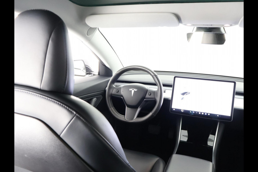 Tesla Model 3 BLACK BI-TONE PANO STD SOD ACCU 88% RWD   60 kWH LEDER.NAVI.CAMERA.AUTOPILOT, STOELVERWARMING EN NOG VEEL MEER!