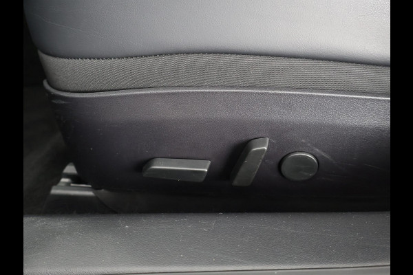 Tesla Model 3 BLACK BI-TONE PANO STD SOD ACCU 88% RWD   60 kWH LEDER.NAVI.CAMERA.AUTOPILOT, STOELVERWARMING EN NOG VEEL MEER!